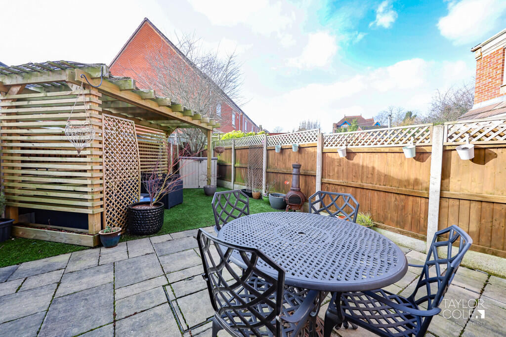 Additional image 33 of School Walk, Tamworth