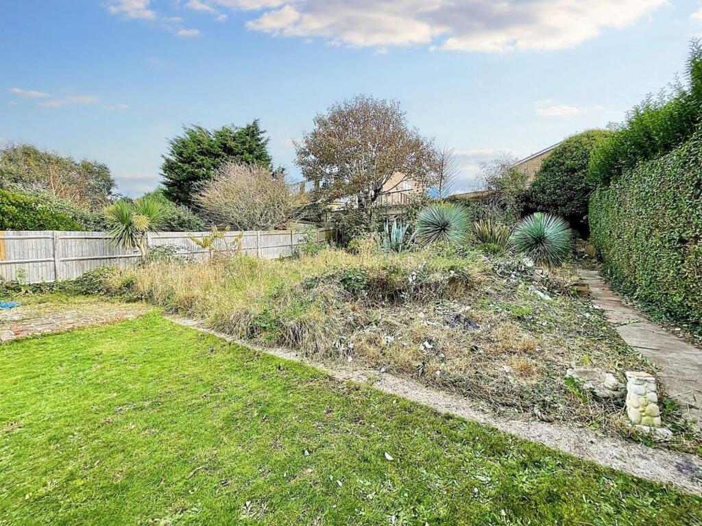 Additional image 33 of Central Avenue, Telscombe Cliffs, BN10 7NB