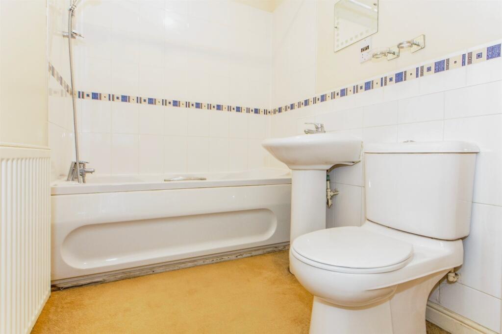 Additional image 7 of Broad Street, Cambridge