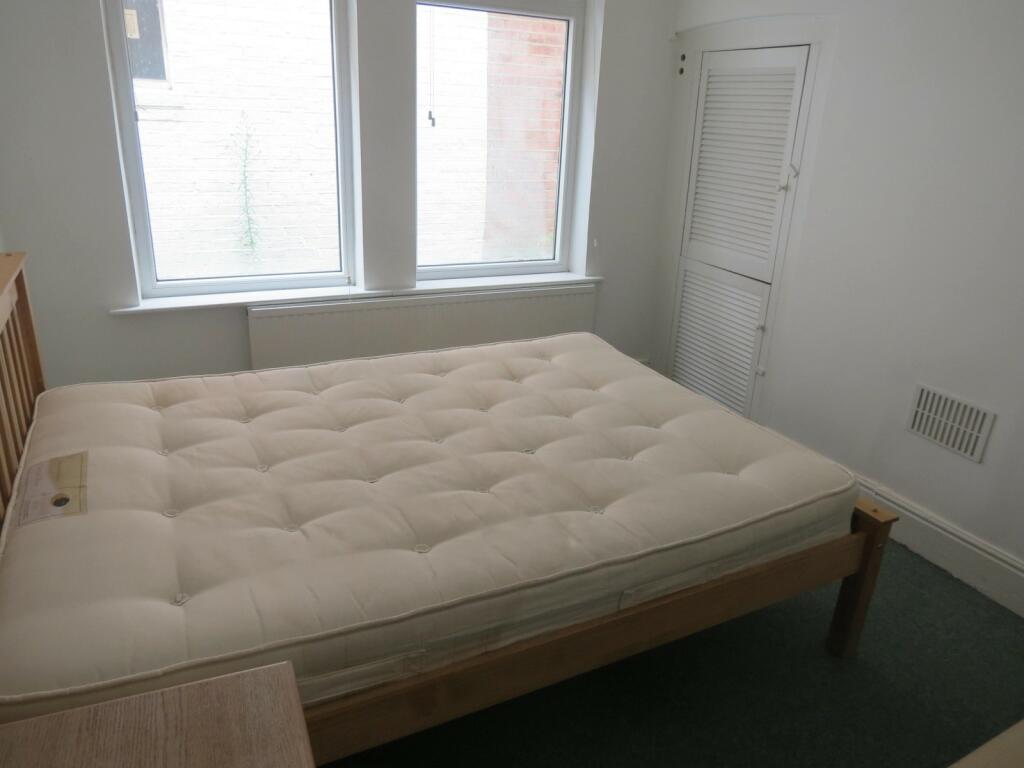 Additional image 5 of 6 bedroom Detached House in Winton