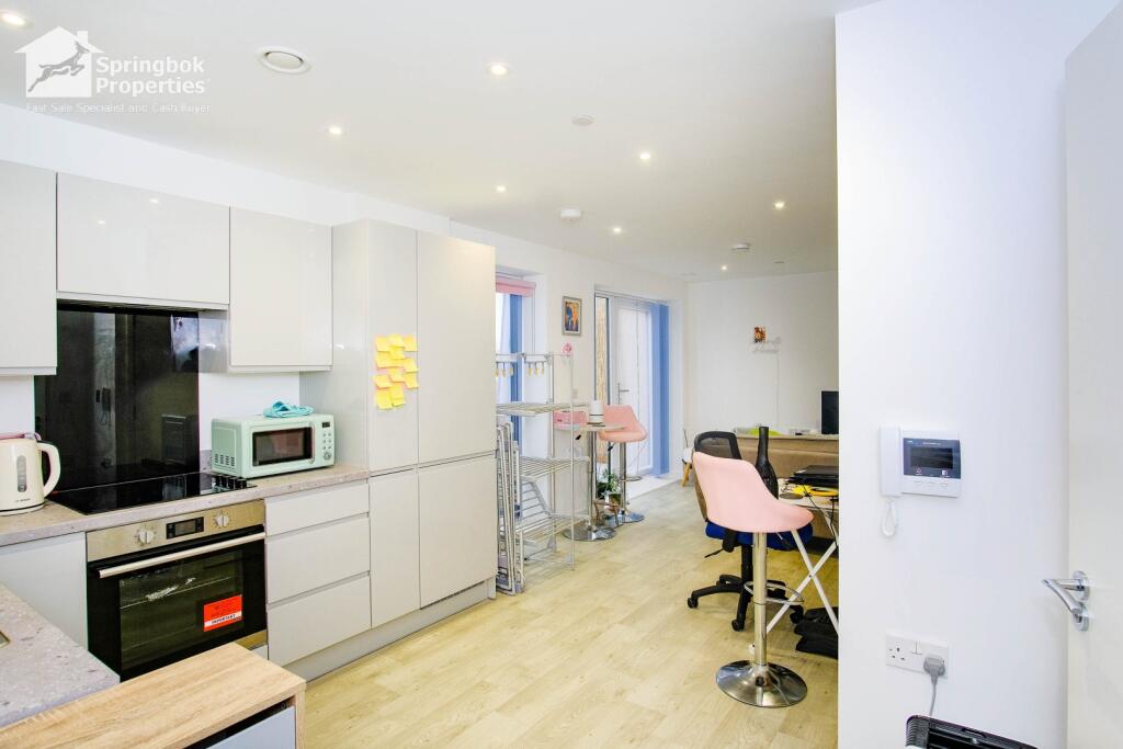 Additional image 4 of 4, Clarendon Place, Portslade, Brighton Hove, East Sussex