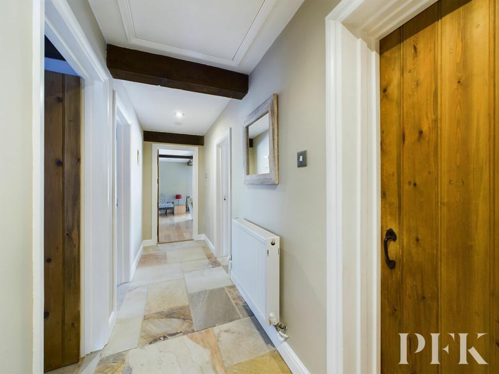 Additional image 32 of Egremont, CA22