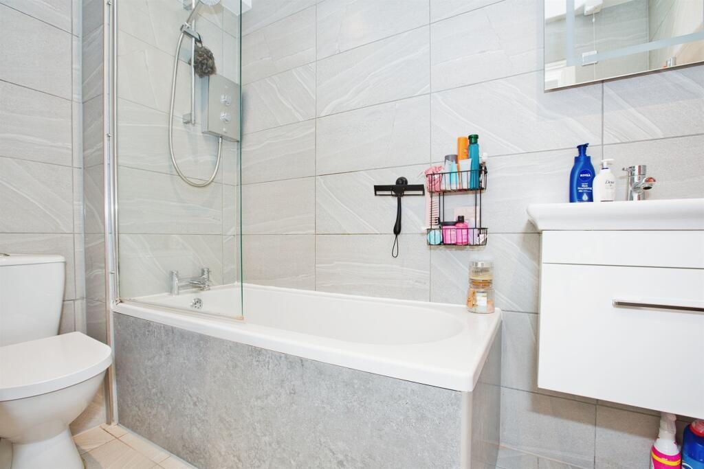 Additional image 13 of Hawks Rise, Yeovil