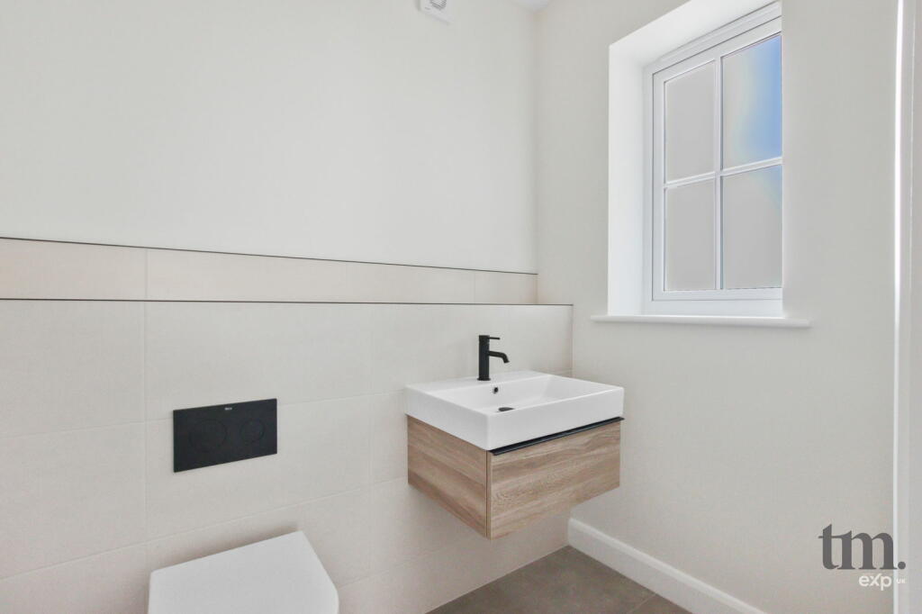 Additional image 10 of Wood Hall, Arkesden, Saffron Walden, Essex, CB11 4HA