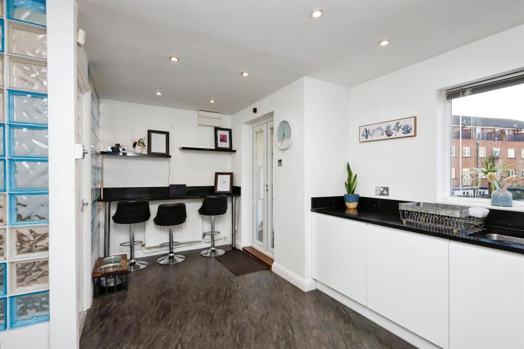 Additional image 5 of Bermuda Place, Eastbourne