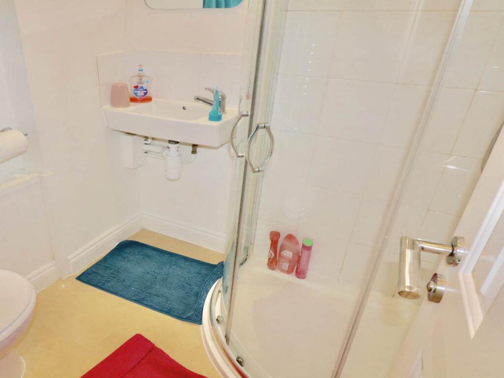 Additional image 6 of Lingholme Close, ,