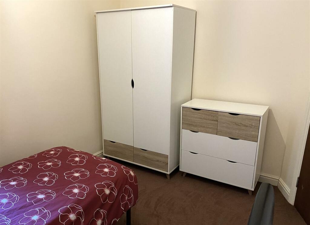 Additional image 6 of Flat 1, 23 Mill Road, Cambridge, CB1 2AB