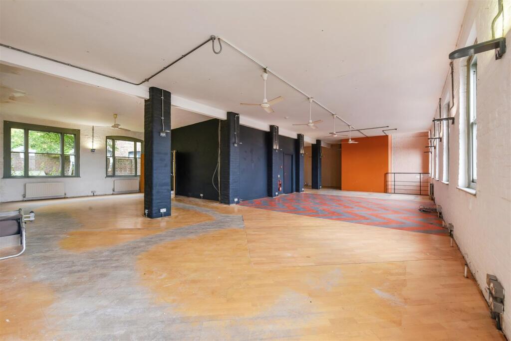 Additional image 6 of Tarrant Street, Arundel