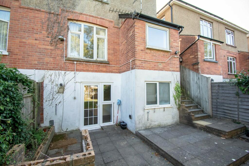 Additional image 10 of Student studio on Elmes Road