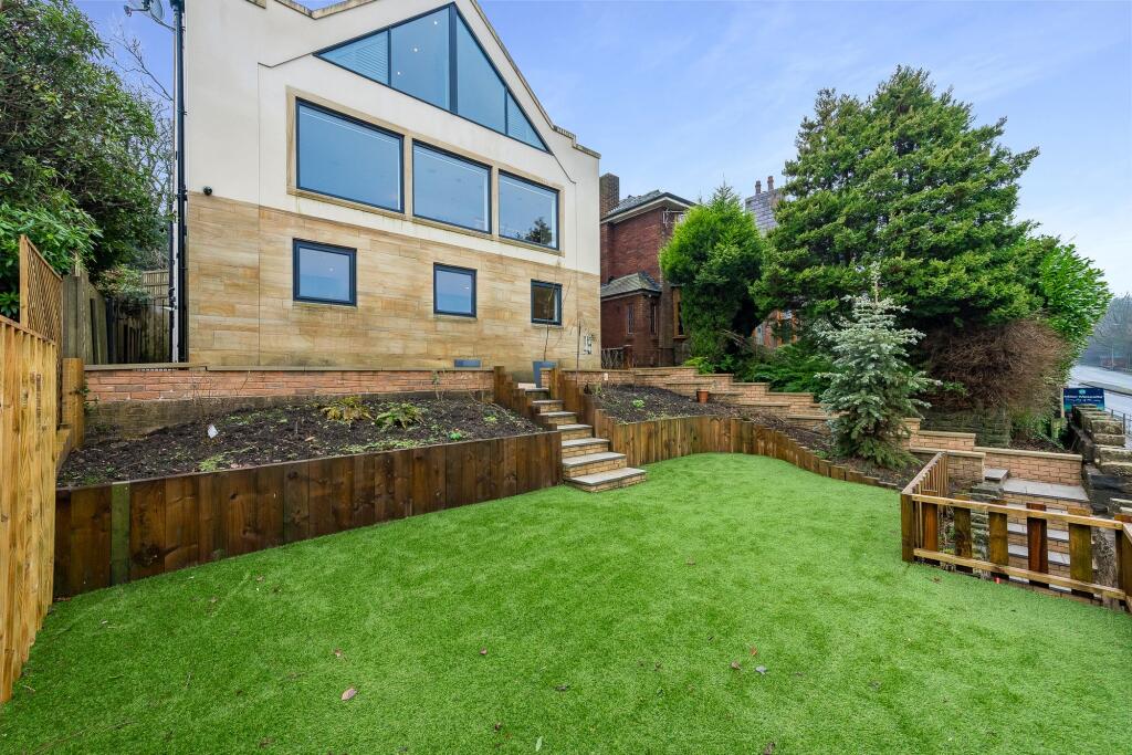 Additional image 54 of Moorview, Moss Bank Way, BL1 3LR – Stunning Home with Roof Terrace, Cinema Room & Outdoor Kitchen