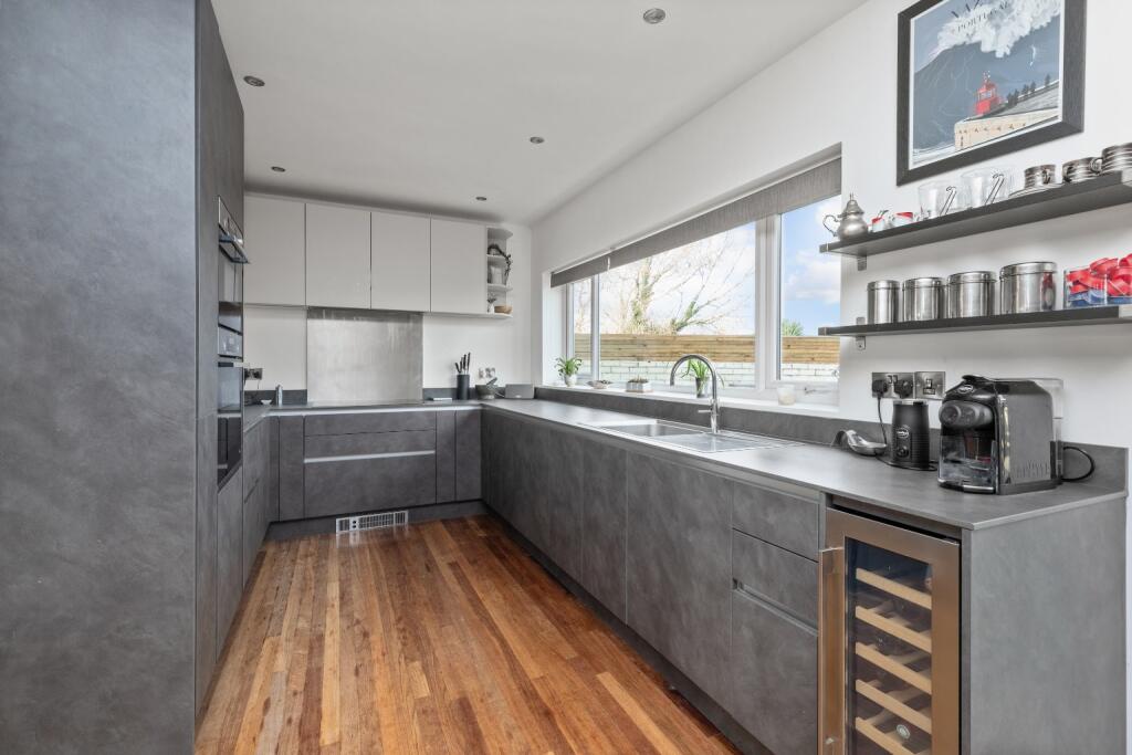 Additional image 7 of Beach Green, Shoreham by Sea, Opposite The Foreshore