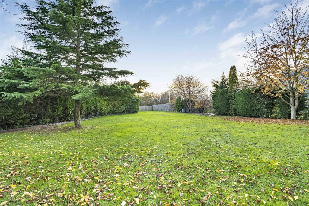 Additional image 4 of Anne Sucklings Lane, Little Wratting, Haverhill