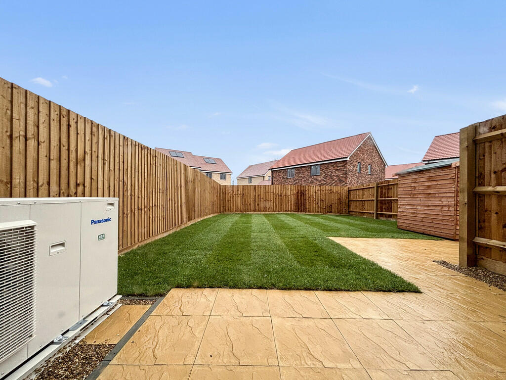 Additional image 2 of The Willows, Kennett