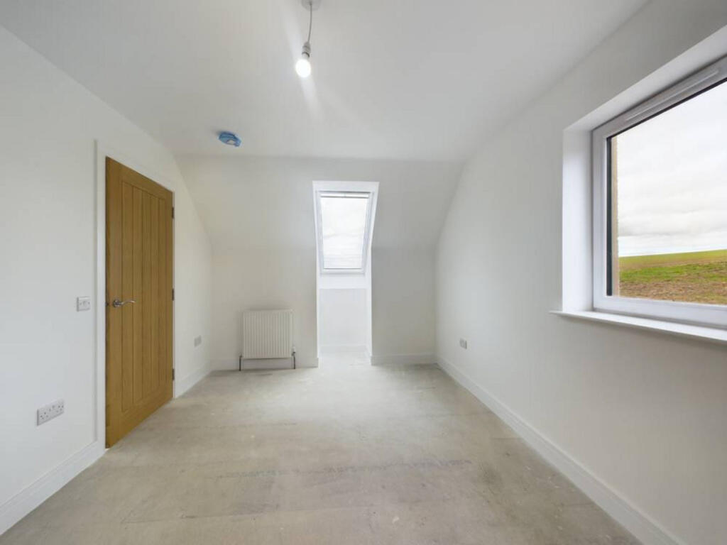 Additional image 41 of South View, Ardallie, AB42