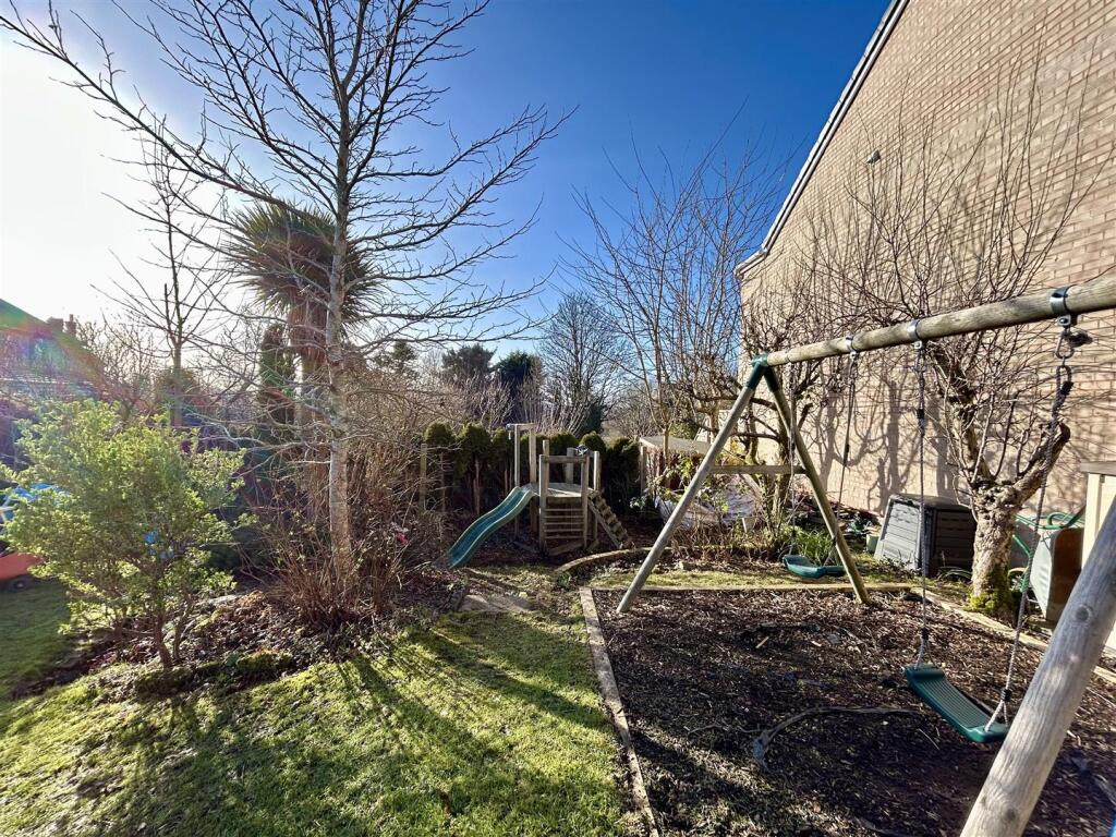 Additional image 19 of Stennels Avenue, Halesowen