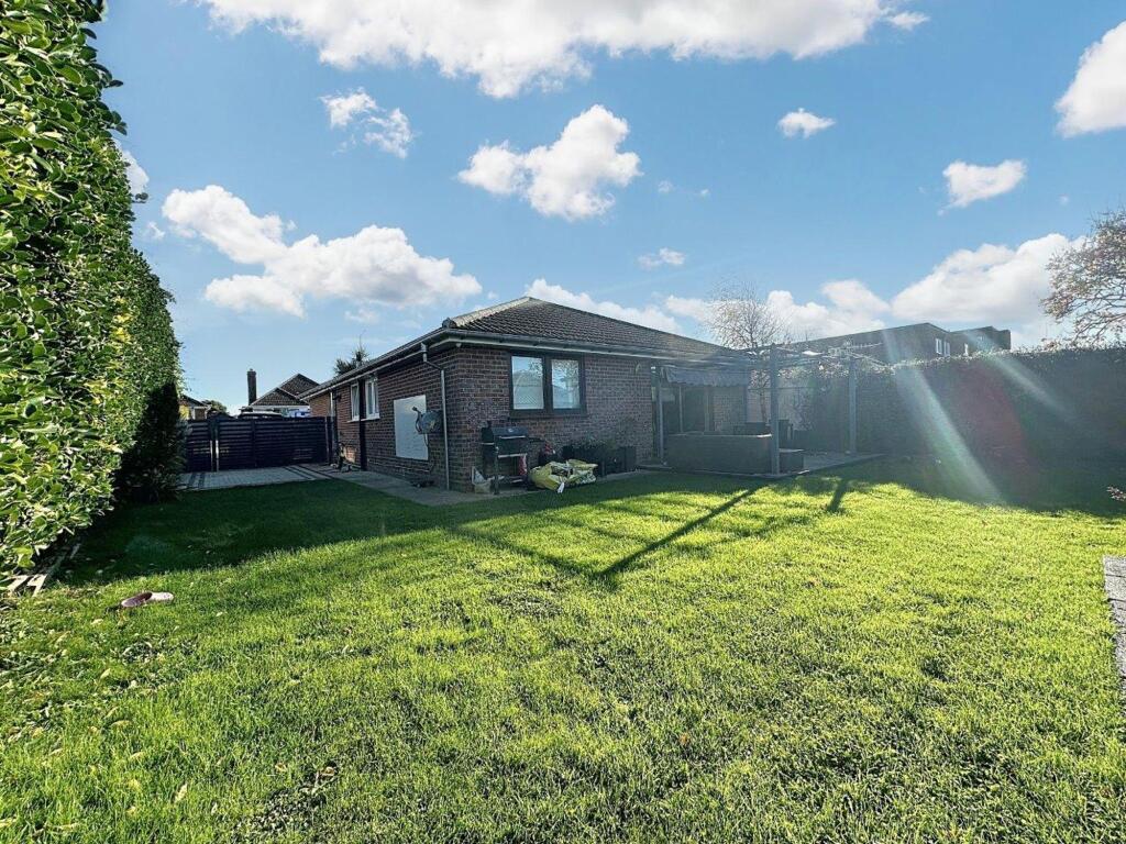 Additional image 27 of Sutton Avenue, Peacehaven, BN10 7NY