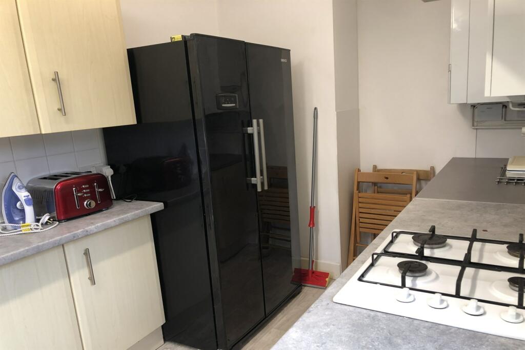 Additional image 5 of 6 bedroom Detached House in Bournemouth