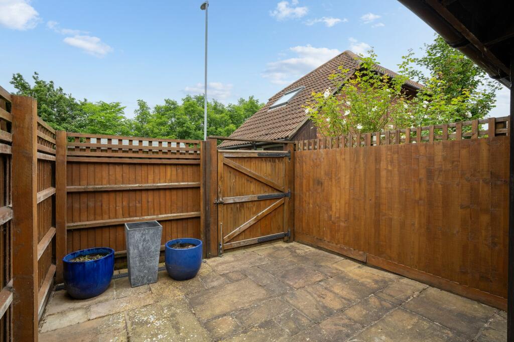 Additional image 10 of Callander Close, Cambridge, CB4