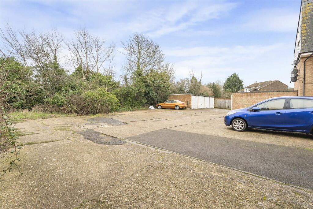Additional image 9 of Church Field, Saffron Walden