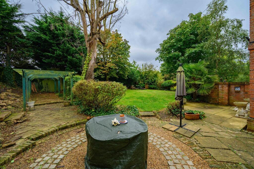 Additional image 15 of Mill Green, Hatfield