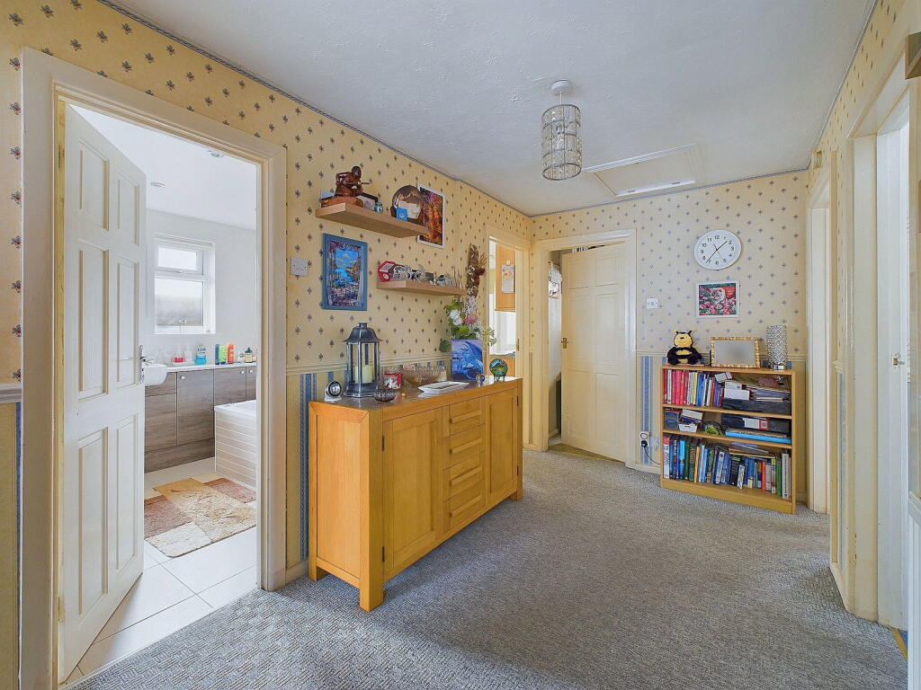 Additional image 7 of Meadow Road, Worthing BN11 2SE