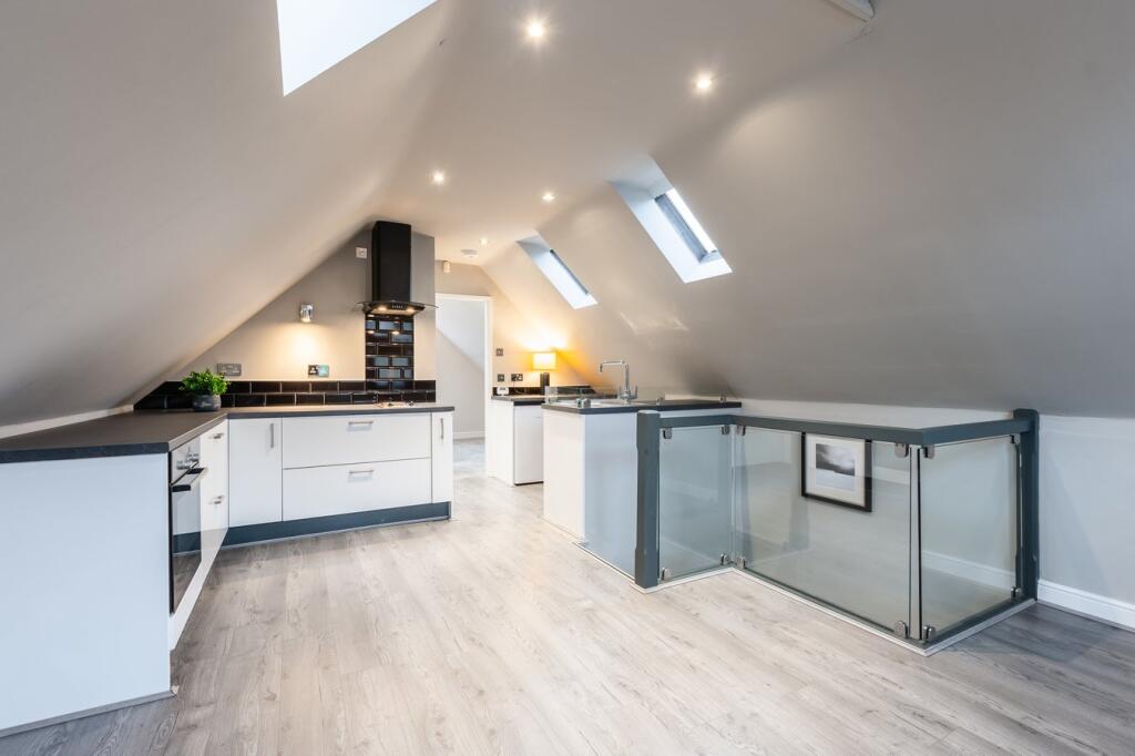 Additional image 43 of High Street, Henley-in-Arden, Warwickshire, B95