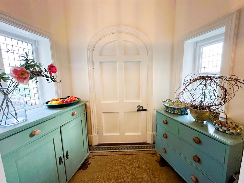 Additional image 4 of 3 The Lindens, Skipton Road, Utley, Keighley