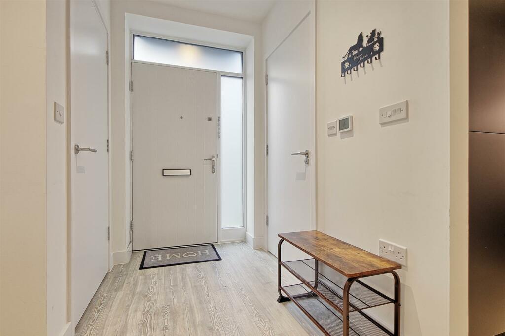 Additional image 5 of Gregory Park Mews, Cambridge