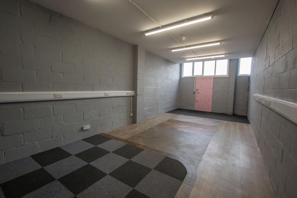 Additional image 9 of Unit 4 , Hollands Road Buisness Centre 21-27 Holland Road, Haverhill, Suffolk