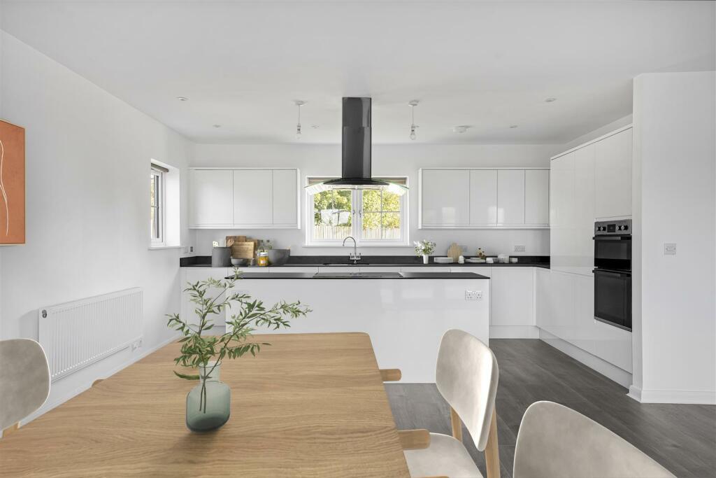 Additional image 10 of Streetly End, West Wickham