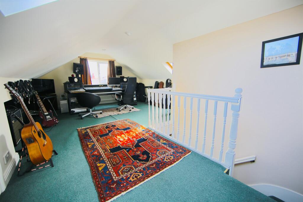 Additional image 25 of Roath Court Road, Cardiff