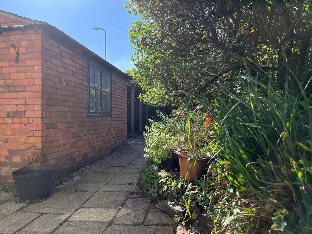 Additional image 30 of Roath Court Road, Cardiff