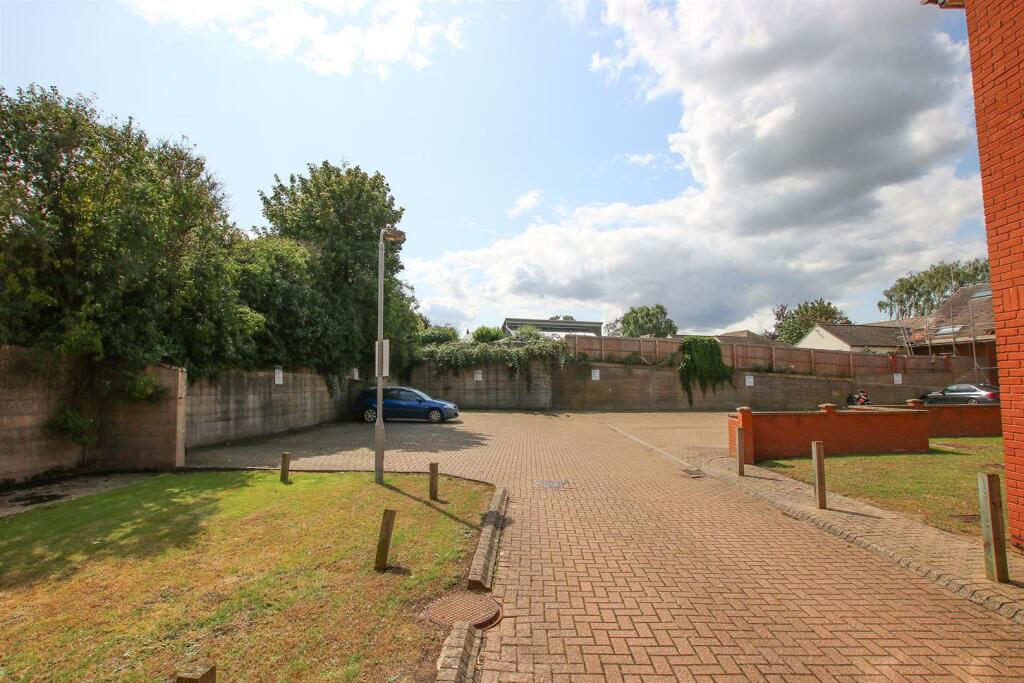 Additional image 12 of The Avenue, Newmarket
