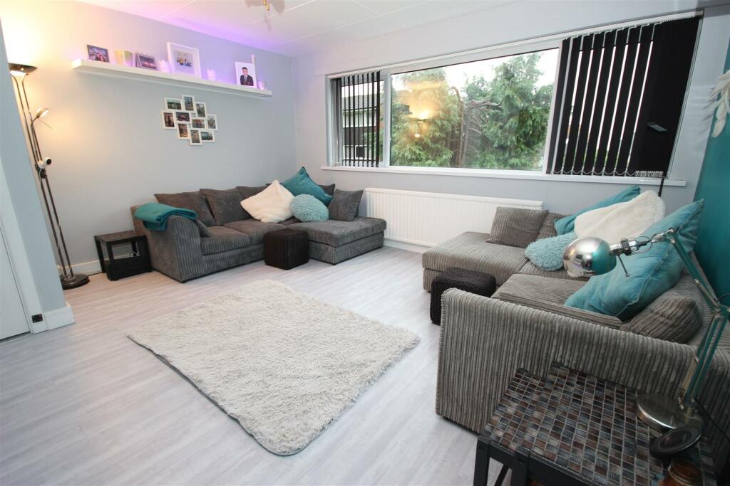 Additional image 4 of Bishops Close, Whitchurch