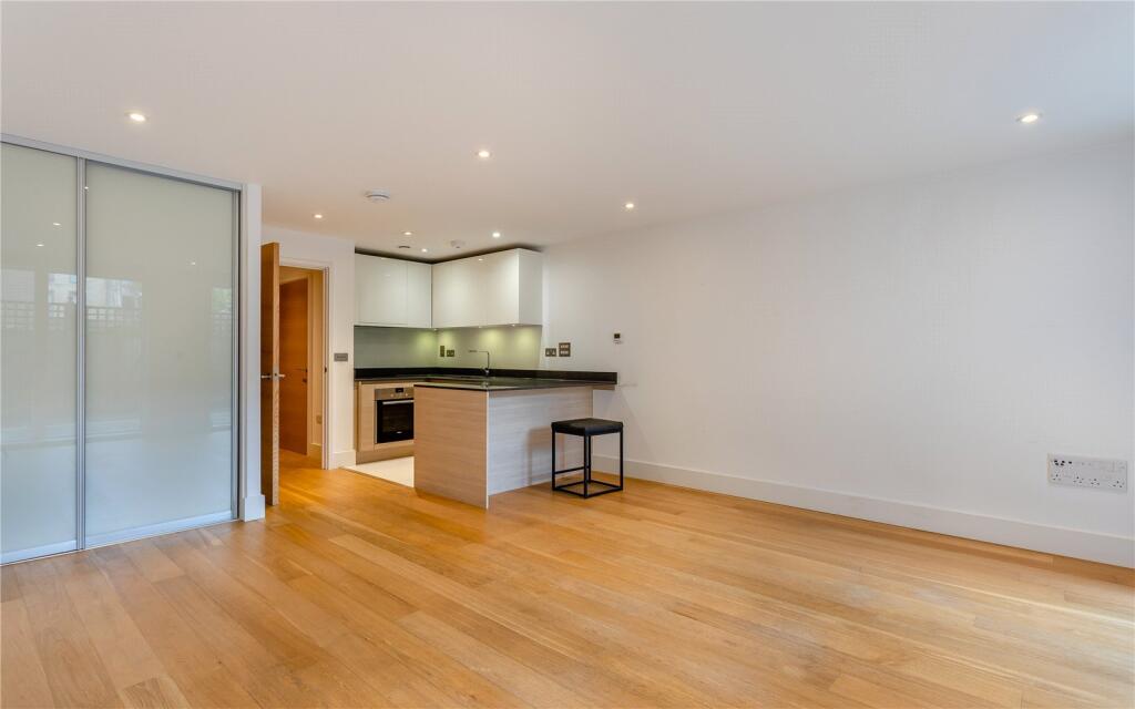 Additional image 14 of Kingsley Walk, Cambridge, Cambridgeshire, CB5