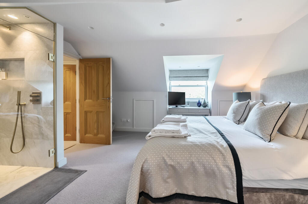 Additional image 19 of Willow Grove, Chislehurst, Kent, BR7
