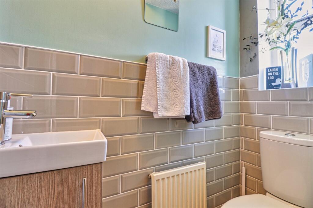 Additional image 8 of Roundhead Fold, Apperley Bridge, Bradford, West Yorkshire, BD10