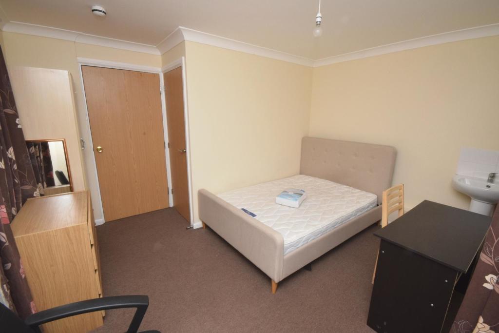 Additional image 4 of Queen Bee Court, Hatfield, AL10