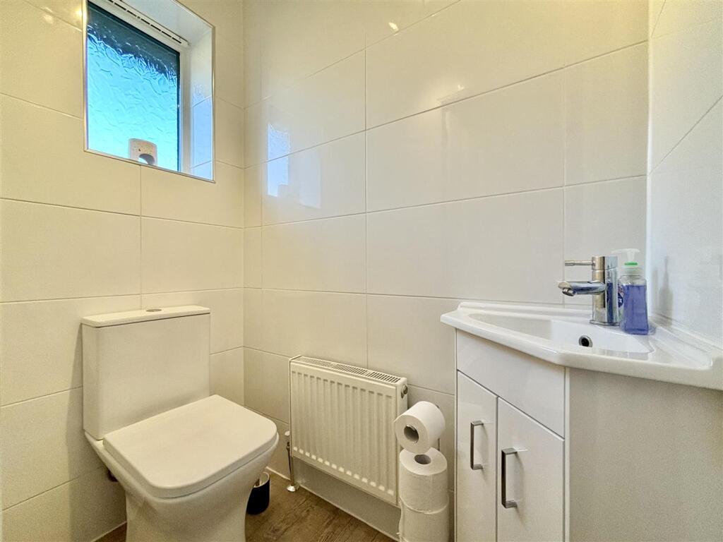 Additional image 9 of Meadowcroft Rise, Bradford 4