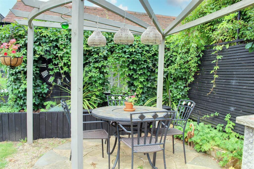 Additional image 20 of Bluebridge Road, Brookmans Park