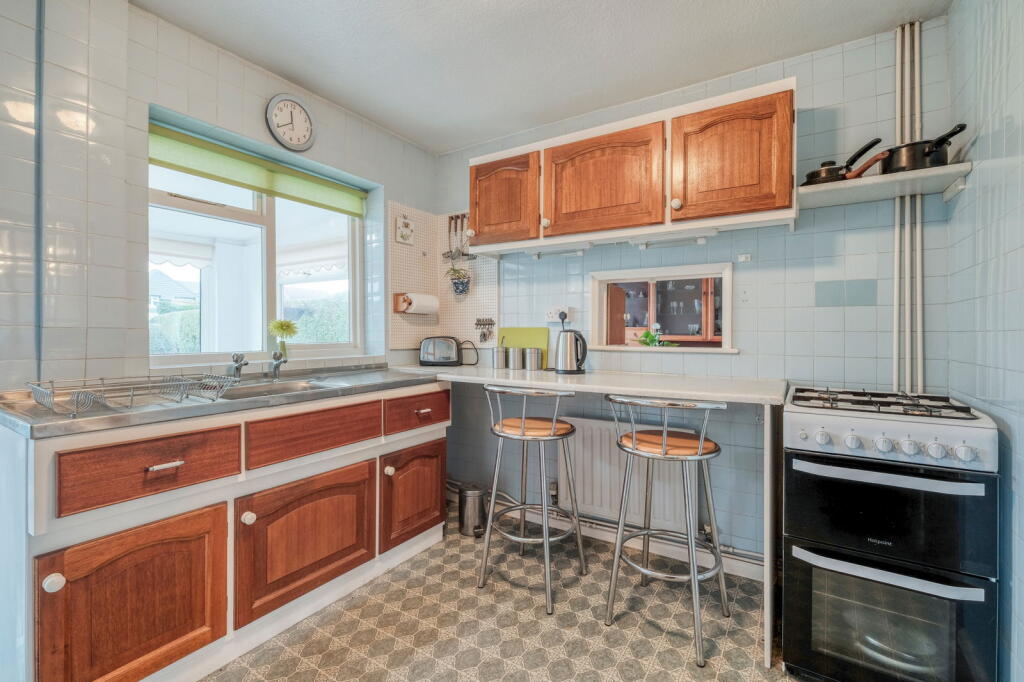 Additional image 5 of Holt Gardens, Studley, B80 7NU