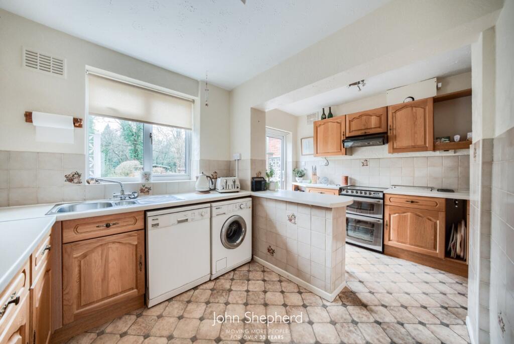 Additional image 15 of Henley Crescent, Solihull, West Midlands, B91