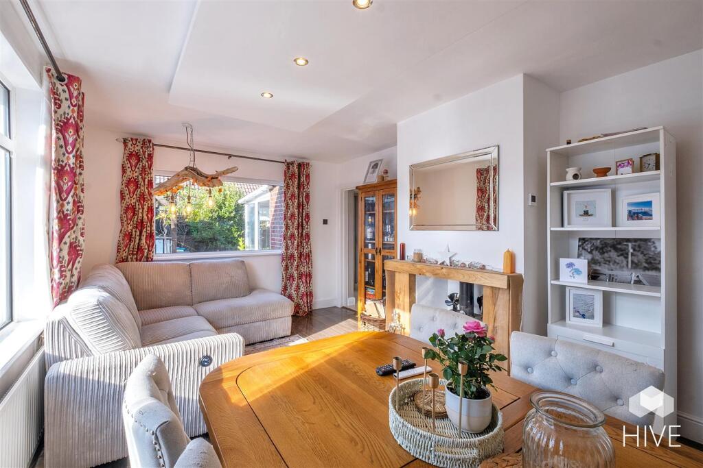 Additional image 3 of Woodlands Crescent, Poole