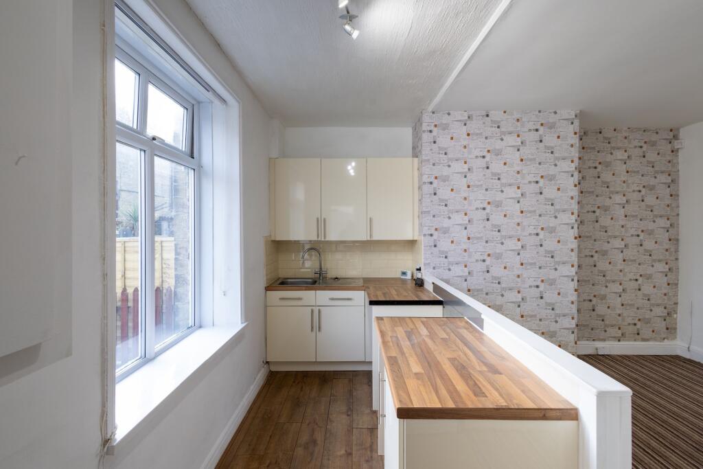 Additional image 4 of Moorlands Road, Birkenshaw, Bradford