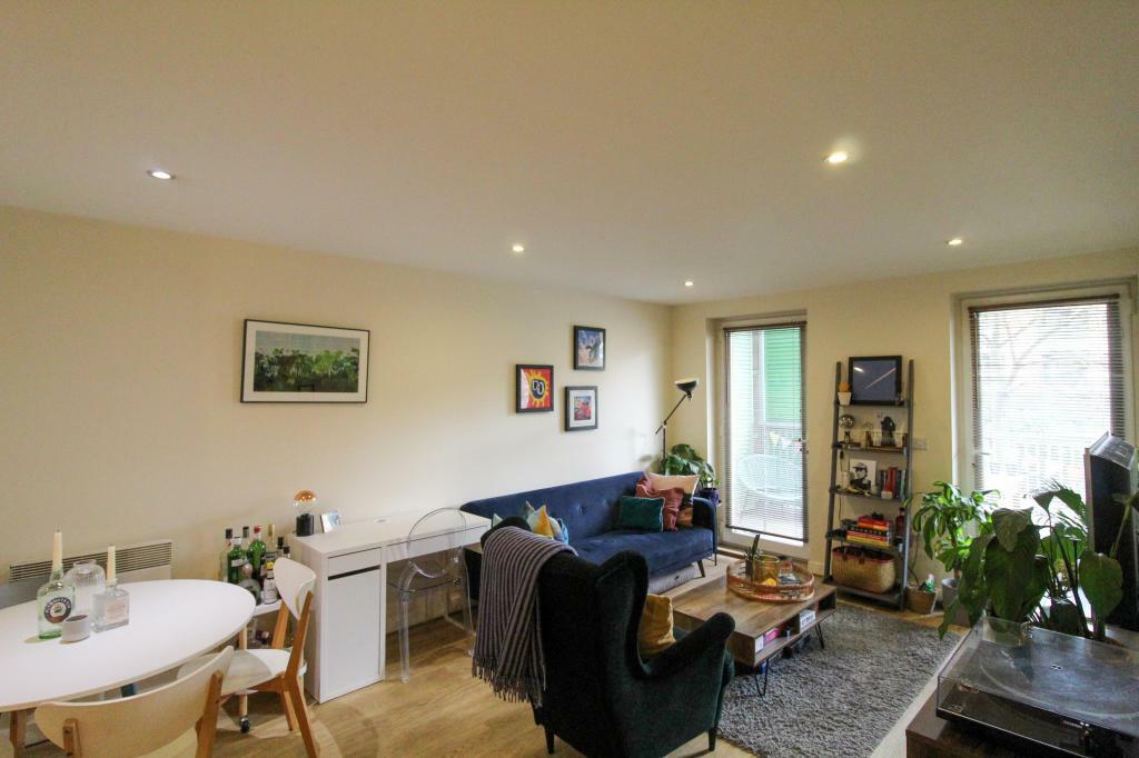 Additional image 4 of Warren Close, Cambridge