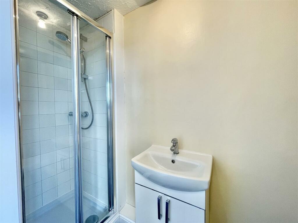 Additional image 13 of Hillcrest Road, Thornton, Bradford