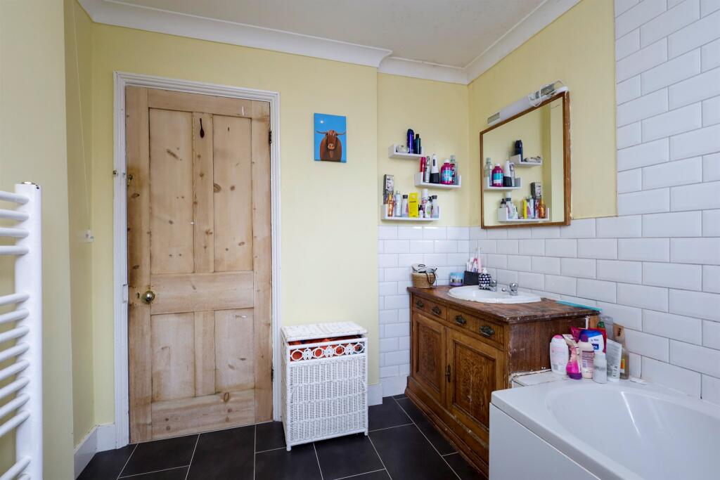 Additional image 17 of Church Lane, SEAFORD