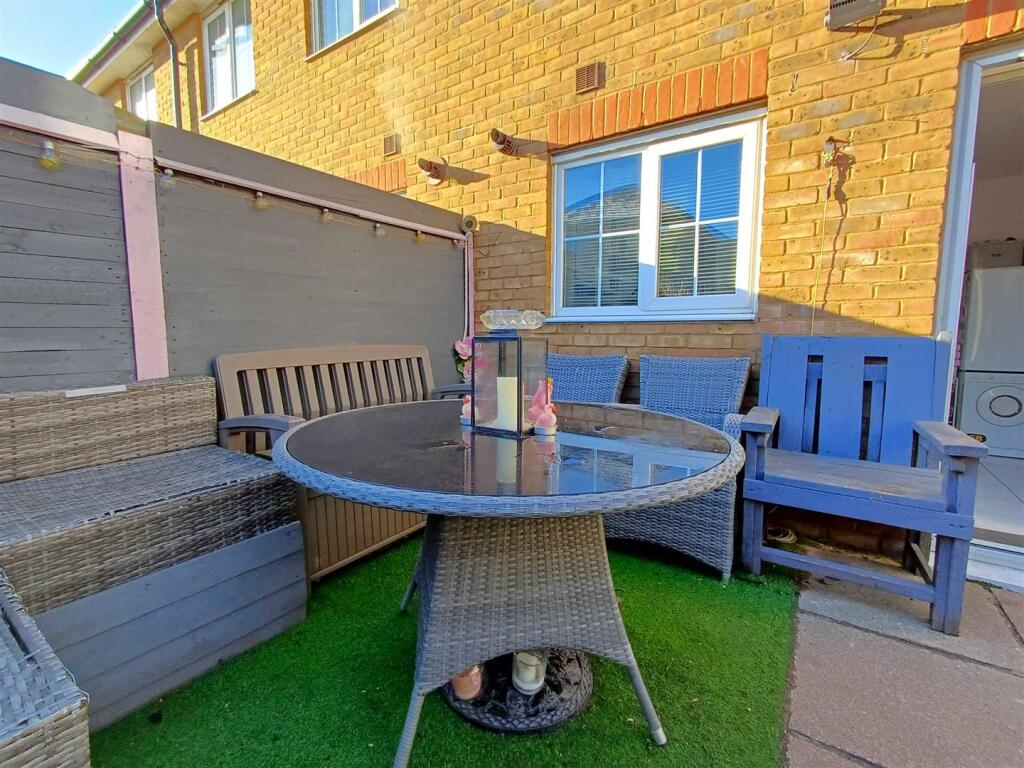 Additional image 17 of Roundhouse Crescent, Peacehaven