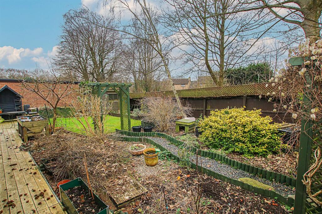 Additional image 15 of Elliott Close, Newmarket