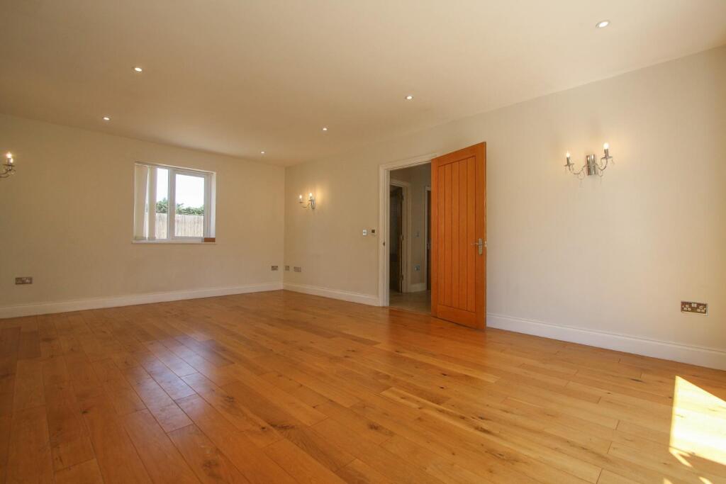 Additional image 4 of Bury Road, Kentford, Newmarket